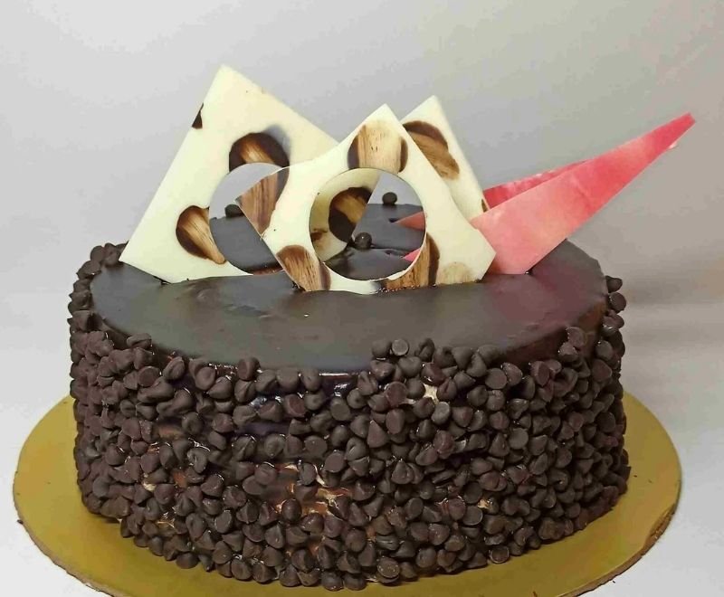 Chocochips Cake