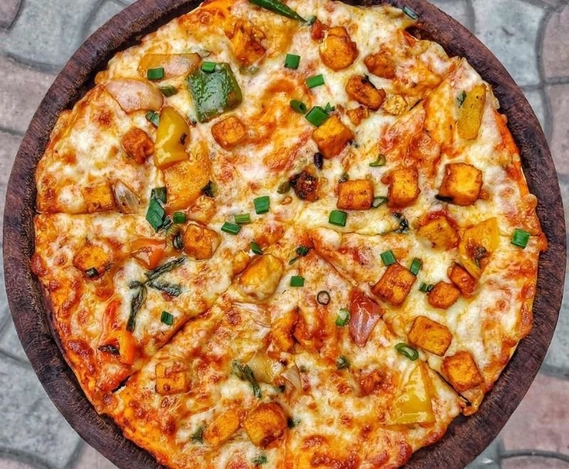 Tangy Paneer Pizza