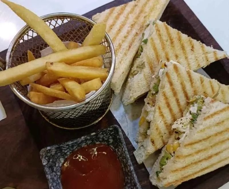 Veg Roasted Sandwich