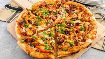 Barbeque Chicken Pizza ( Non-Veg )