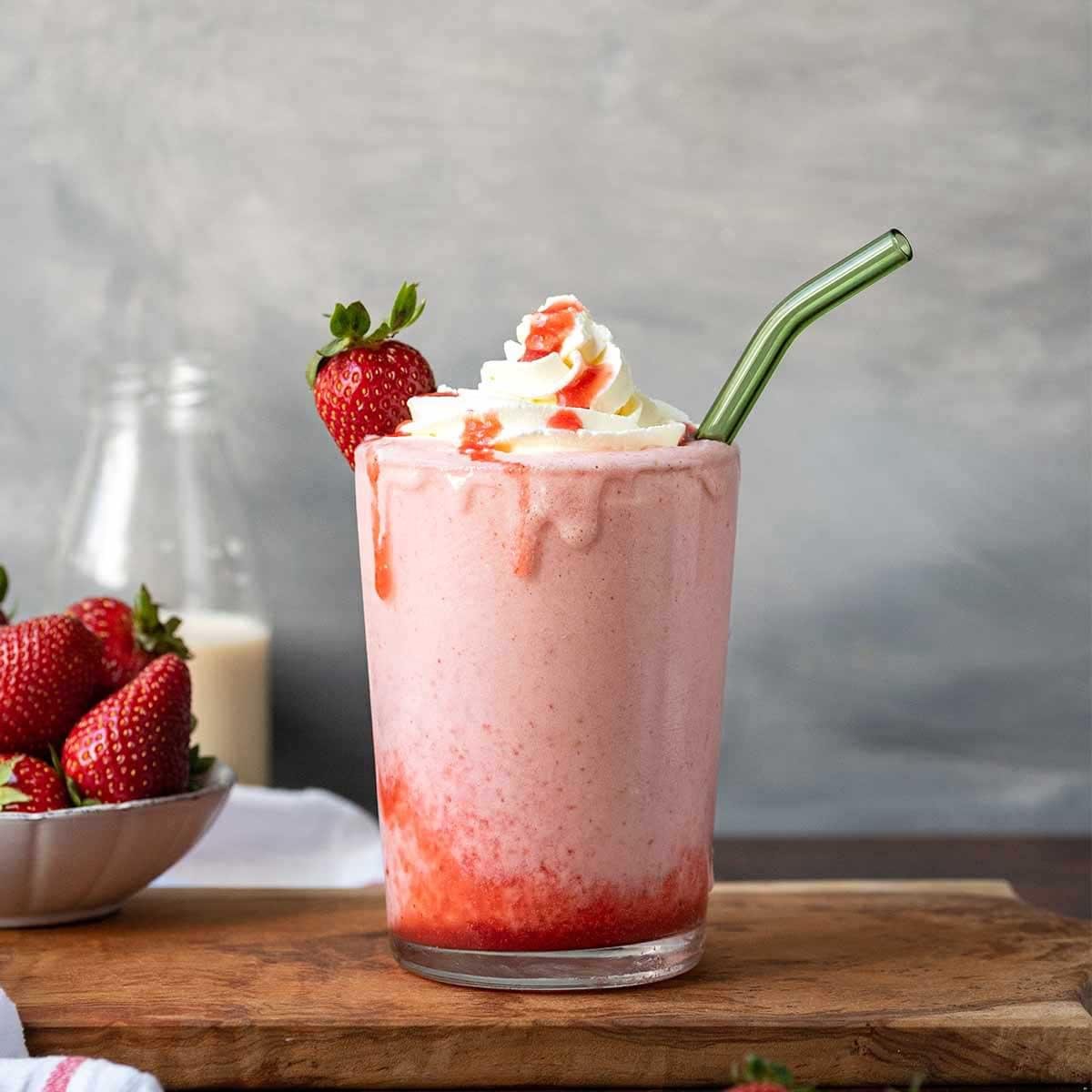 Strawberry Shake_Flavours Cafe Strawberry Shake